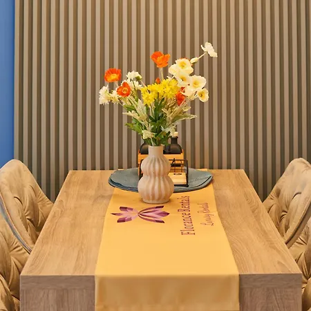 Florance Luxury In شقة